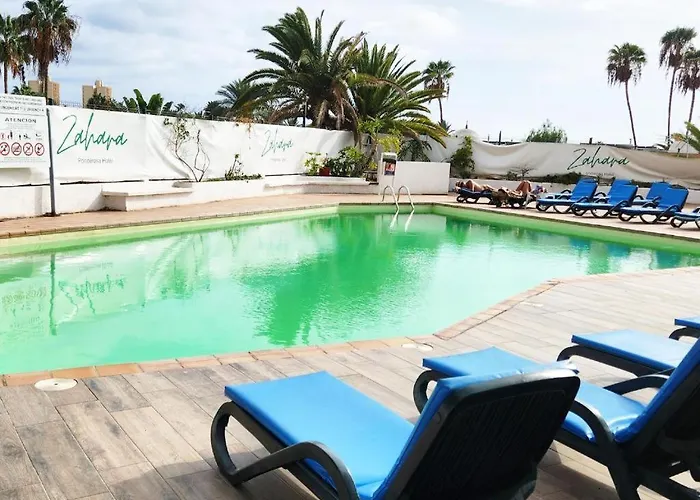 Pool Front In Americas