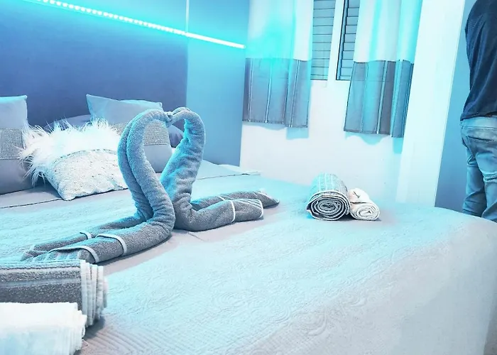 Pool Front In Americas