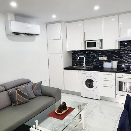 Apartment Pool Front In Americas